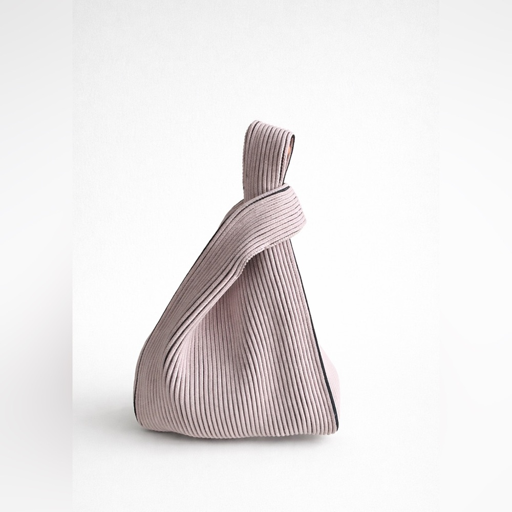 ZODIAC'J - Soft sculptural tote
